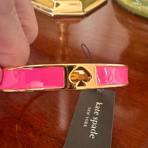 Kate Spade Hole Punch Bracelet pink & gold NWT - Picture 4 of 10
